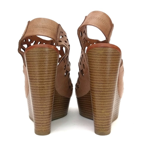 Laser Cut Open Toe Wedge Sandals EUC - Picture 4 of 7